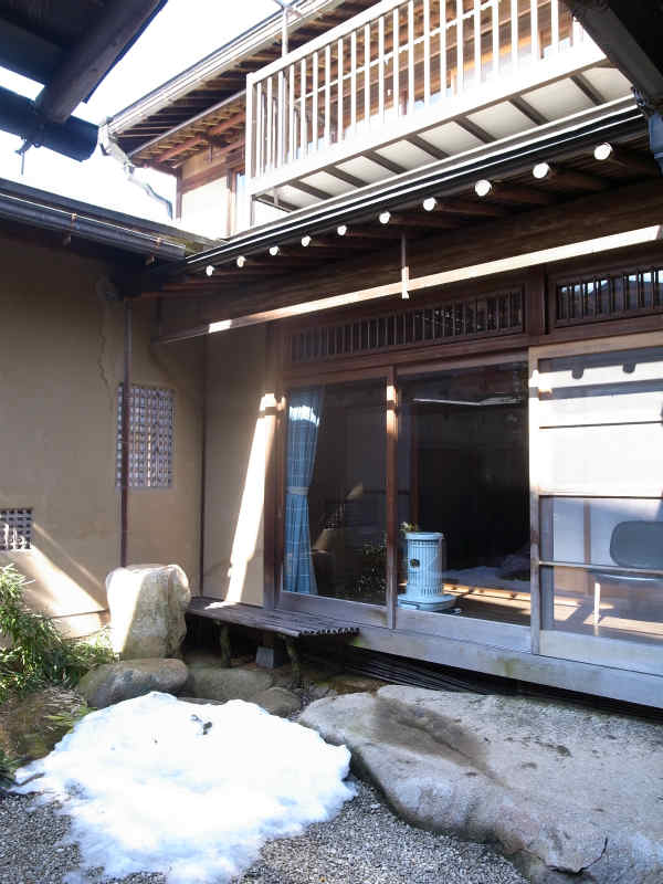 飛騨古川の古民家：数寄屋づくりの里山オフィス「末広の家」に泊まってみた！ (6)