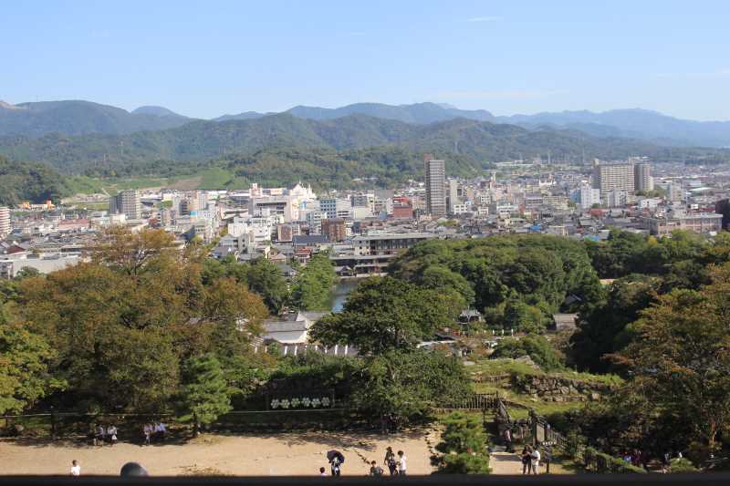 彦根城は行くべきだけど、隣の玄宮園が超おすすめ！ (7)