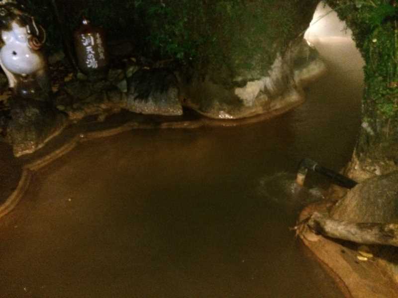 超おすすめの洞窟温泉は熊本県天草の「湯楽亭」 源泉かけ流しの2種類の温泉がやばい (4)